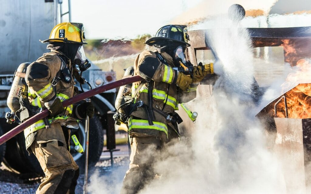 Berikut Ini Gaji dan Tunjangan Petugas Pemadam Kebakaran Terbaru