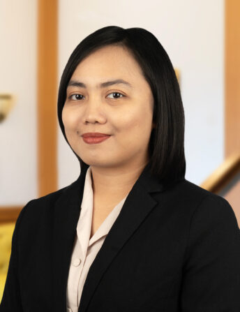 Debby Yerica Christine Dampang, S.H.